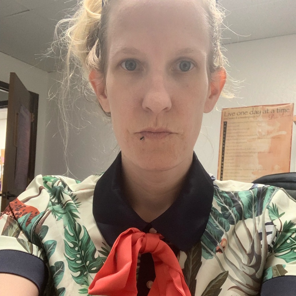 Meet your Posher, Lisa